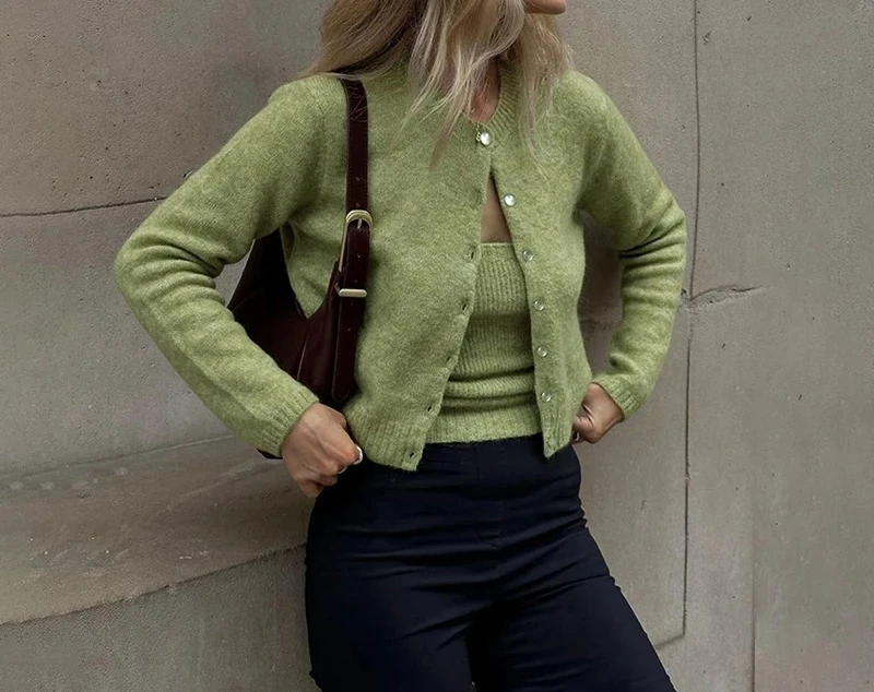 

2025 Women's Slim Casual Long Sleeve Short Coat O neck Solid Fashion Female Knit Coat Fall New Knitted Sweater Cardigan