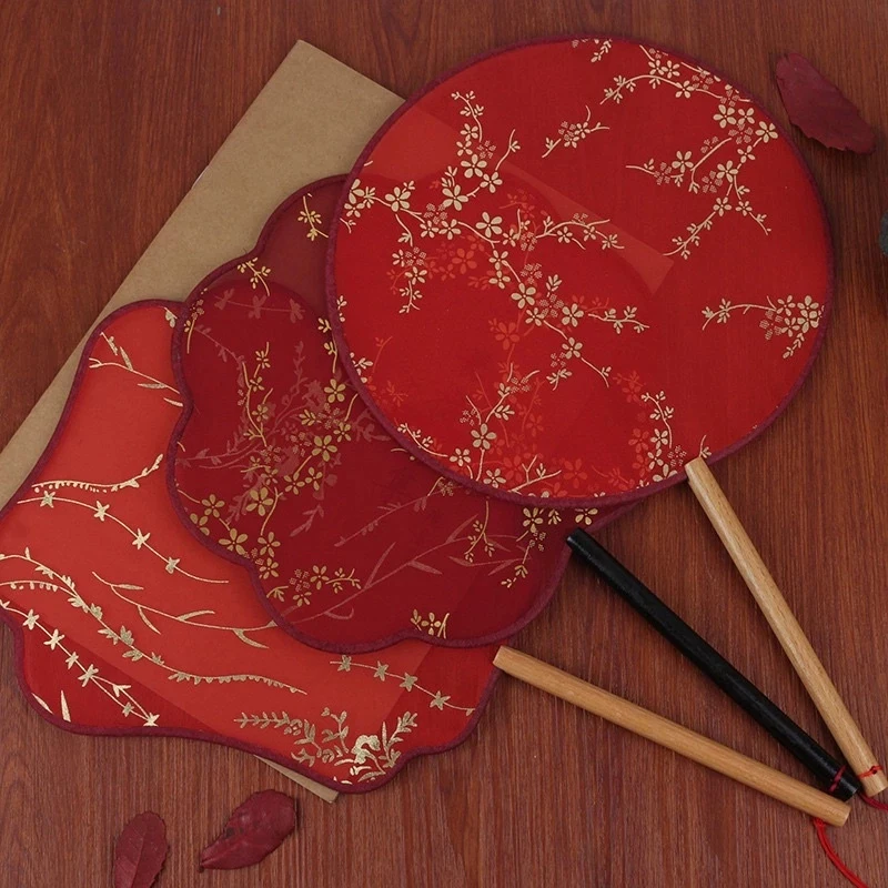 Chinese Wedding Red Fan Bronzing Bride Handheld Fan Handmade Photography Props Retro Chinese Style Home Decoration