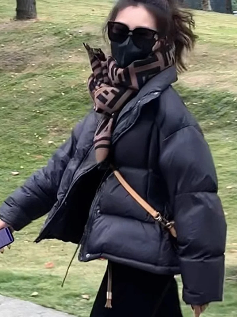 

Женская короткая куртка ROUJE KEFSS с утиным пухом: теплая, стильная, для повседневной носки, осенне-зимняя верхняя одежда, новая модель 2024 года, с наполнителем.