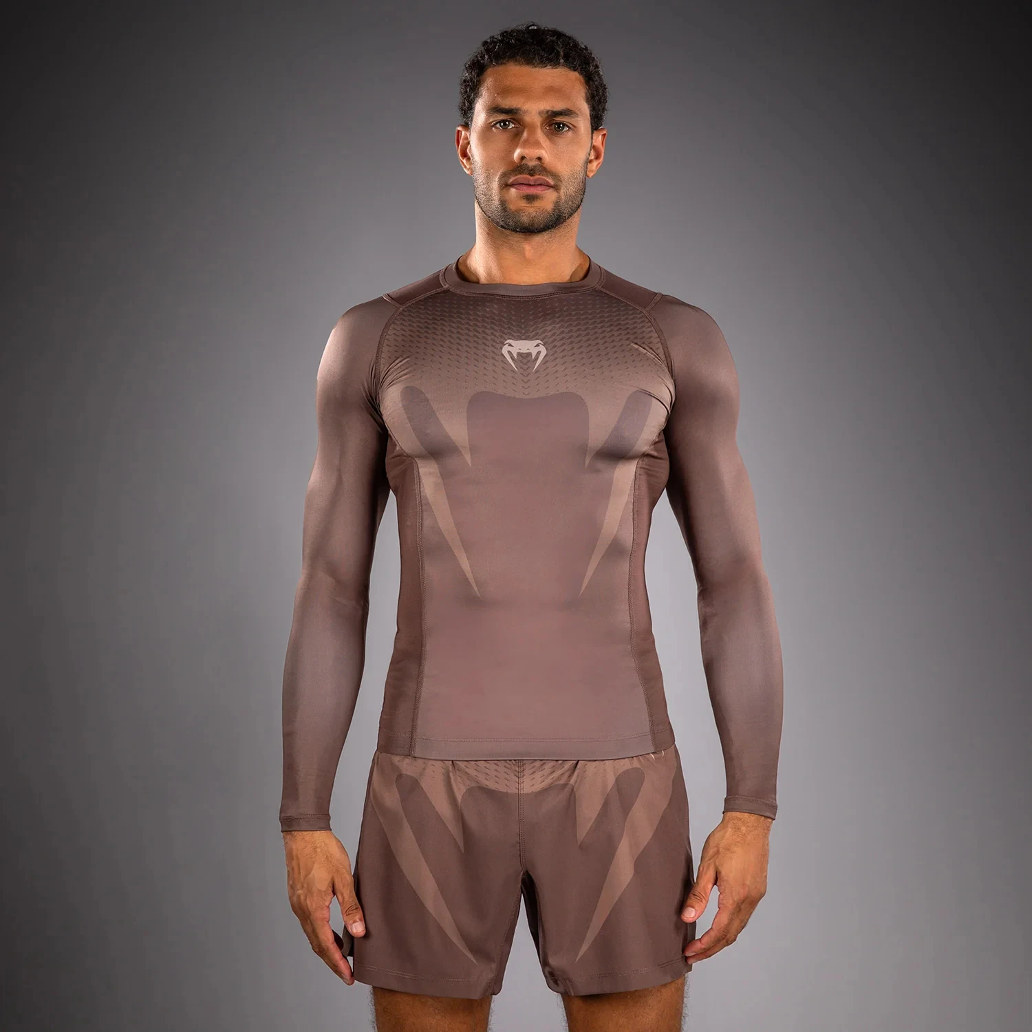 Camiseta de manga larga de secado rápido Venum No Gi para entrenamiento físico, ajustada, para deportes extremos, nueva colección otoño e invierno 2026