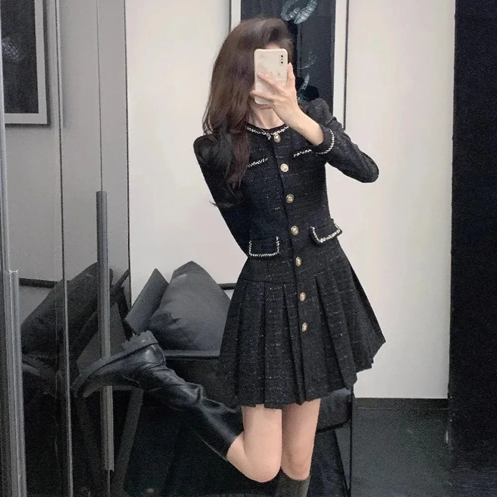 Women\'s Autumn Winter Round Neck Medium Length Slim Fit Pleated Tweed High-Quality Fragrant Black Dress