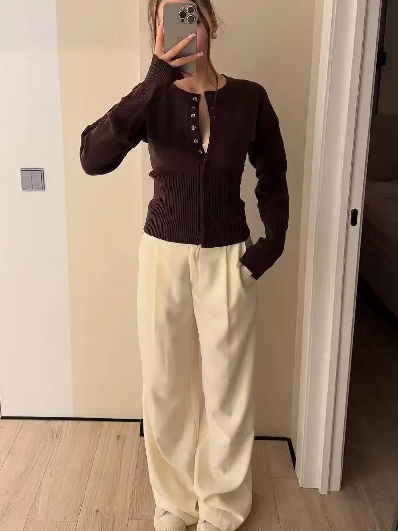 

Autumn Winter Knitted Slim Fit Button Crop Top Women Long Sleeve Streetwear T-shirt