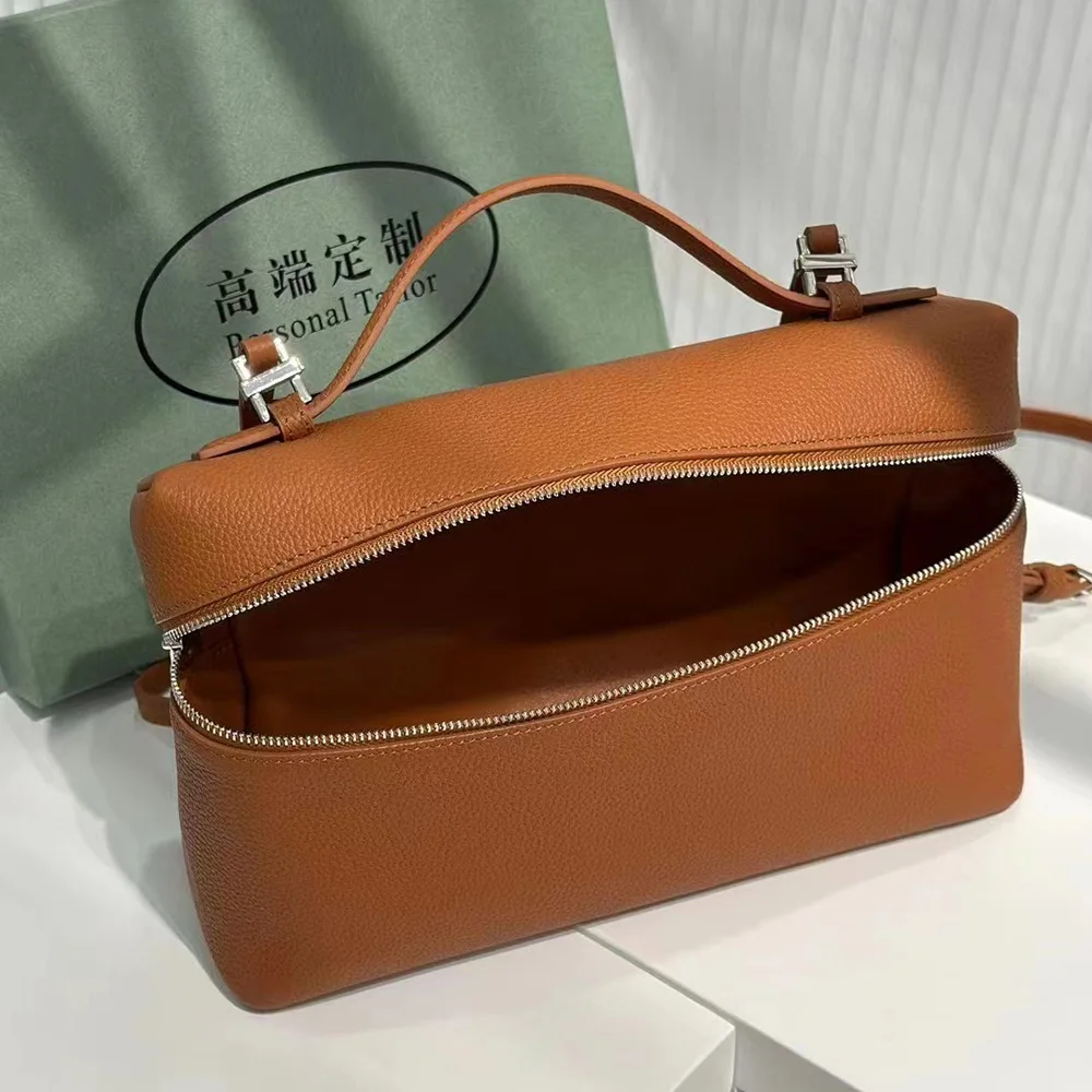 Classic Vintage Style High Quality Commuter Bag Genuine Leather Unisex Handbag Crossbody Bag for Women Extra Pocket