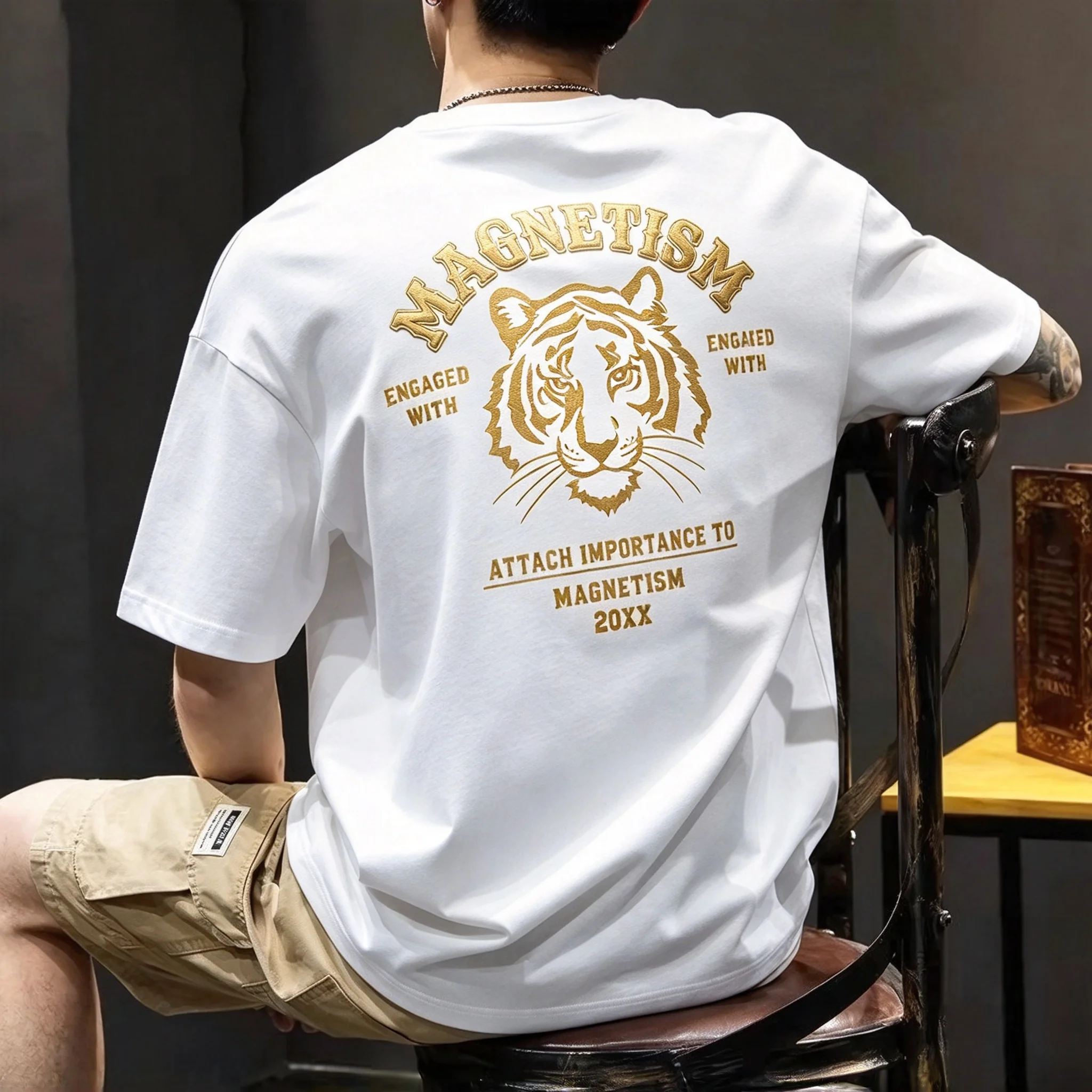 2026 New Vintage Oversized Graphic T-Shirt Magnetism Tiger Back Print Unisex Loose Fitness Short Sleeve Street Retro Gym Tee