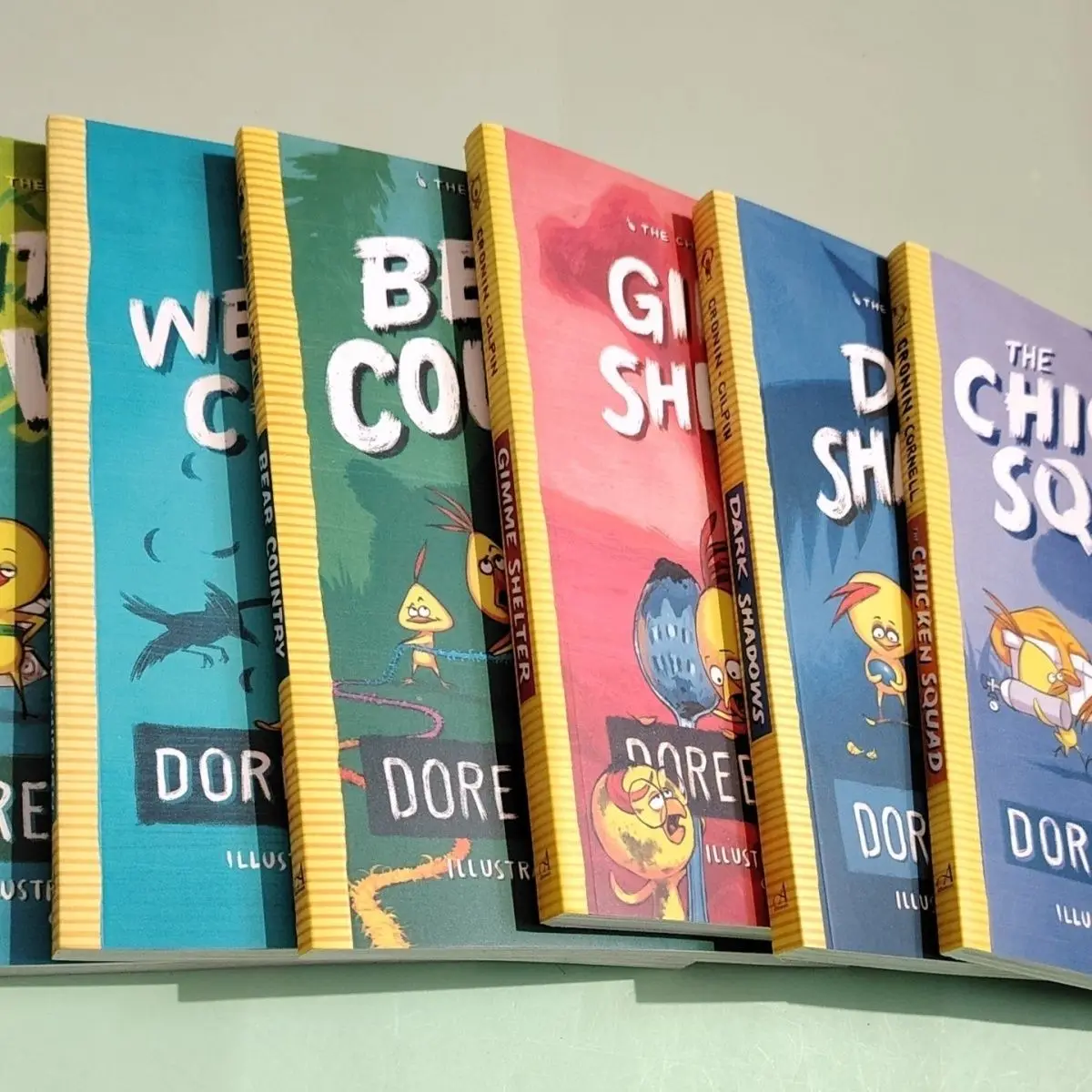 

The Chicken Squad 6 Volumes. This Is A Detective Mystery Novel Book.