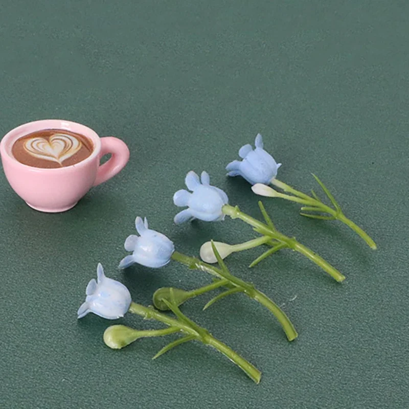 1 ชุด Miniature จําลองตุ๊กตาถ้วยกาแฟพร้อมจานรองช้อนบนโต๊ะอาหารสําหรับตุ๊กตาอุปกรณ์เสริมของเล่น