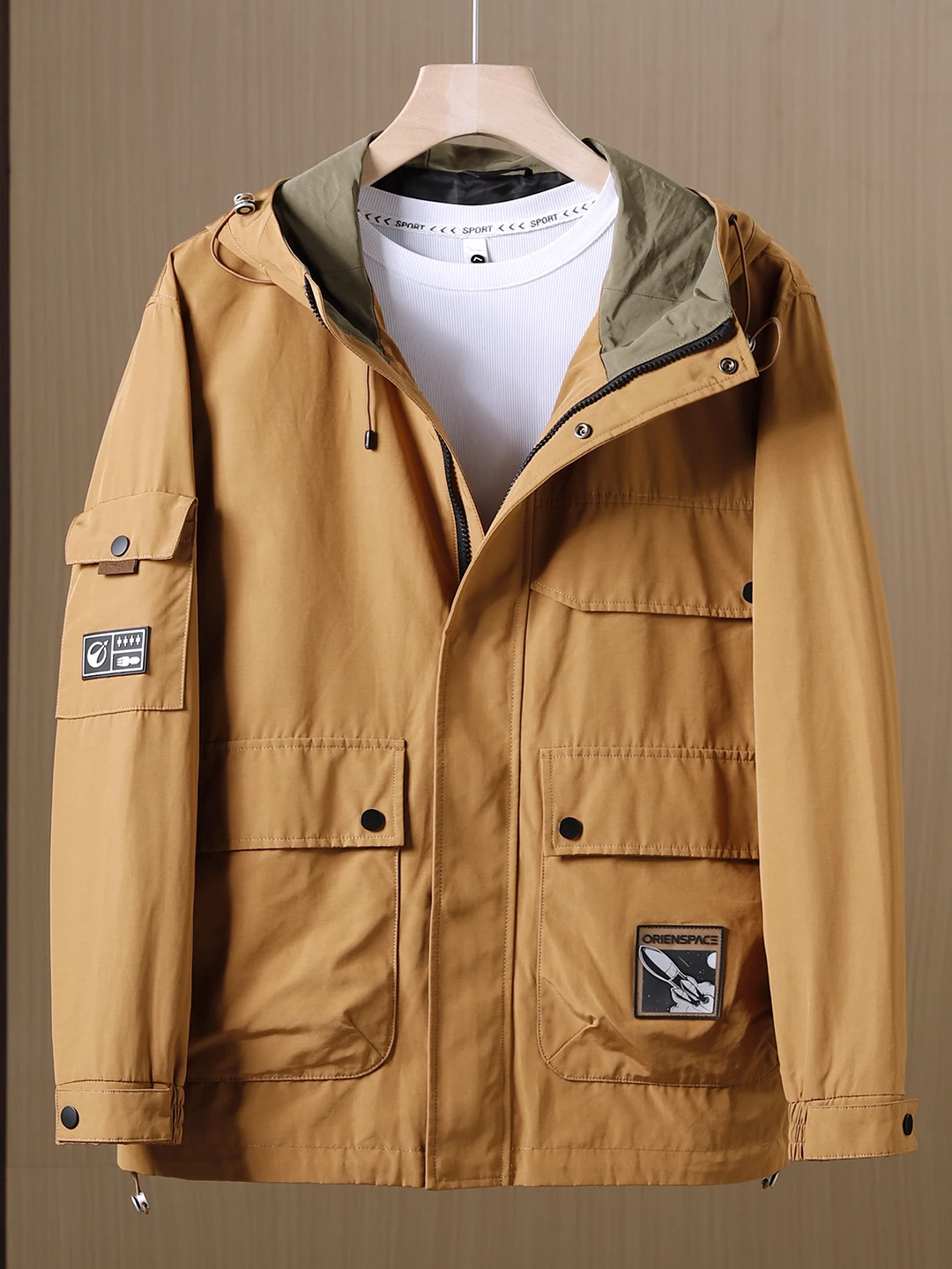 

H Series Уличная рабочая одежда Jaet Haome Ранняя осень Свободная повседневная ветрозащитная мужская верхняя одежда с капюшоном из полиэфирного волокна Long Sve