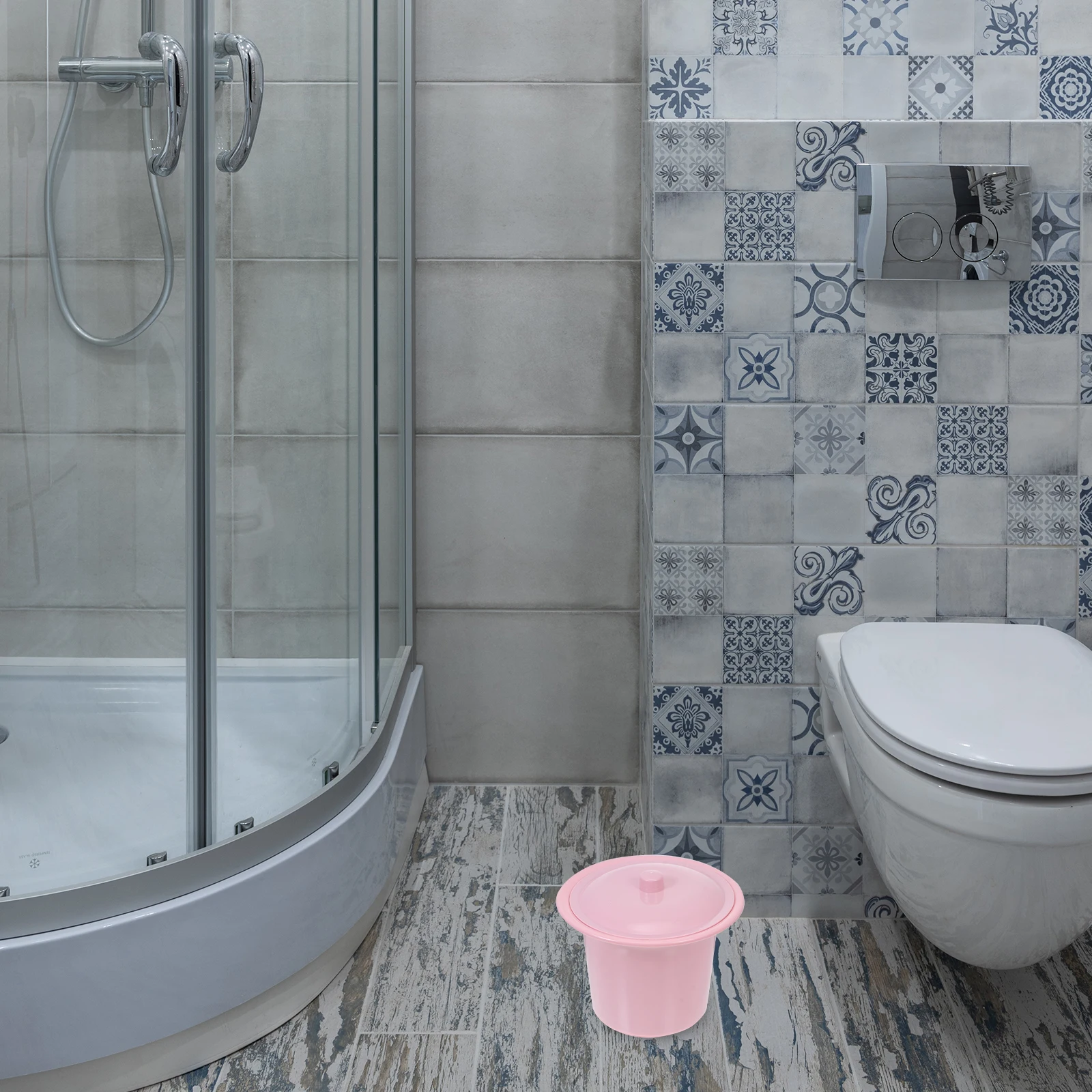 

1Pcs Plastic Spittoon Bedpan with Lid Lightweight Deep Barrel Urinal Bucket for Children and Old Men Easy to Carry