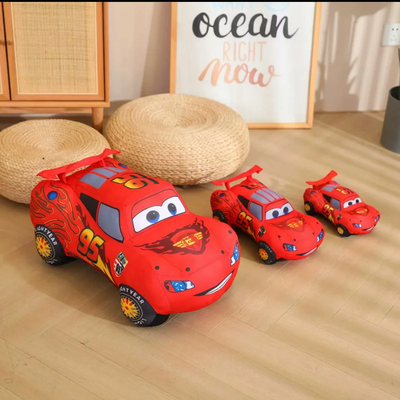 Disney-Jouet en peluche de course de beurre pour enfants, voiture McQueen, un cadeau de vacances parfait pour les enfants