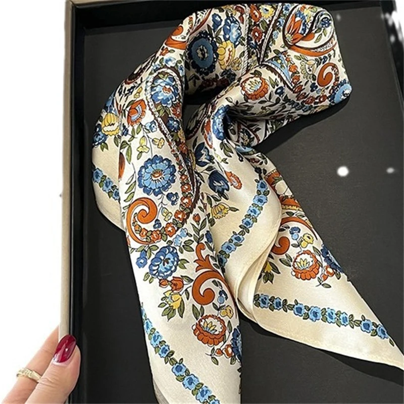 Fashion Women Summer 100% Silk Neck Scarf for Hair Headband Luxury 2023 Design Print Square Scarves Lady Bandana Kerchief