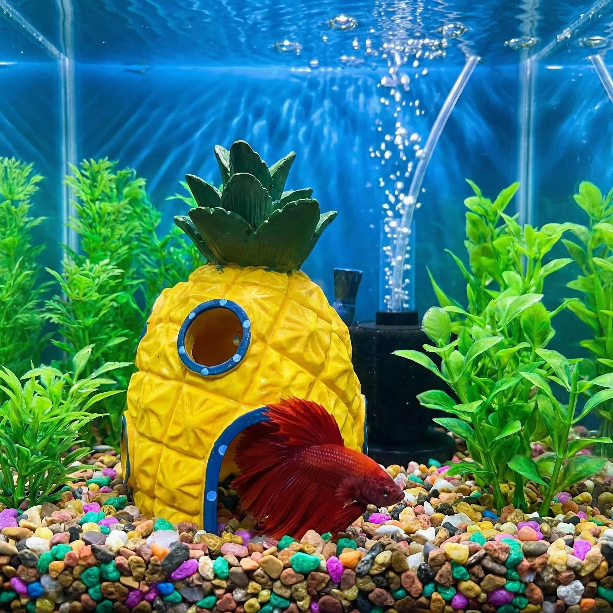 Pineapple House Aquarium Decor， Eco-Friendly Resin Hiding Cave for Betta Shrimp， Fish Tank Ornament with Smooth Edge 4.52 Inch