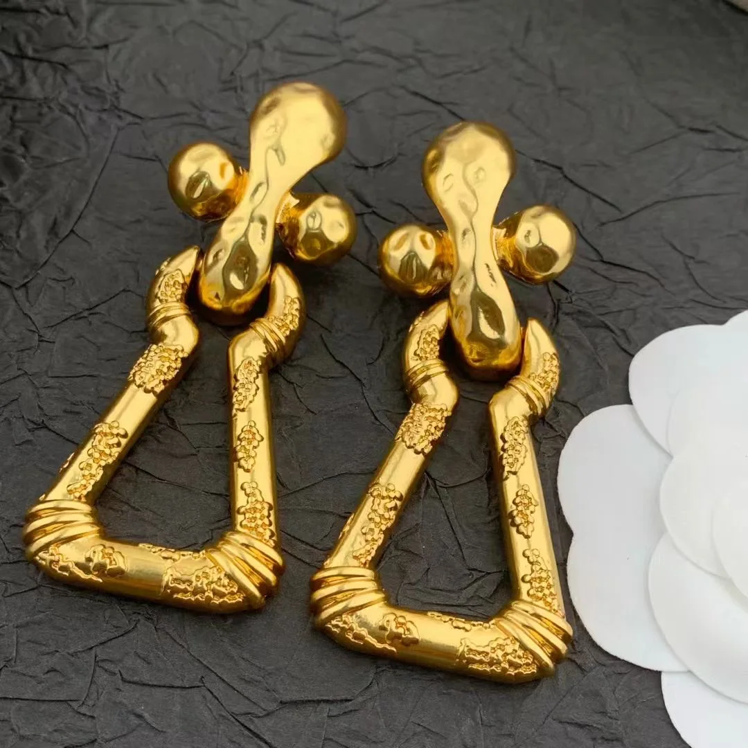 Fashion Senior Temperament exaggerated brass plating gold earrings for women's girl gift  Jewelry Accessory