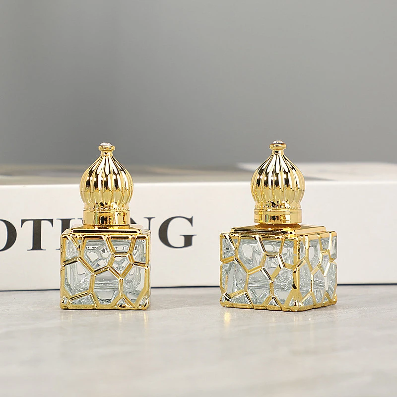 10ml คุณภาพสูงขวดน้ําหอม Cube แก้วทองขวดคอนเทนเนอร์เครื่องสําอางที่ว่างเปล่าแบบพกพา Atomizer Ultra Mist Sprayer