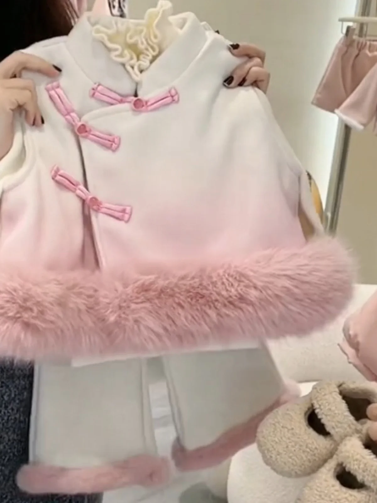 

New Chinese Sle adient Color Woolen Vest Autumn Winter New Arrival Girls Small Children's Felt Vest Top