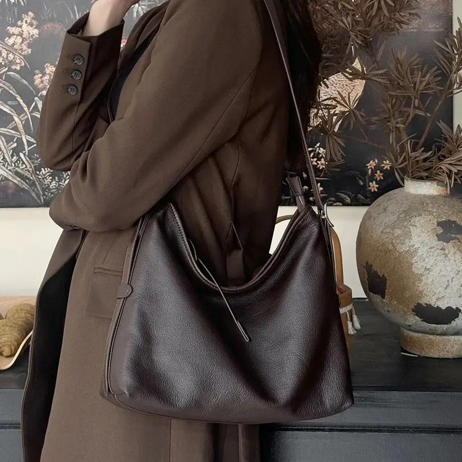 Versatile Shoulder Bag with Underarm Design New Style Cowhide Tote Bag Genuine Leather Women's Handbag Large Capacity Soft Bag