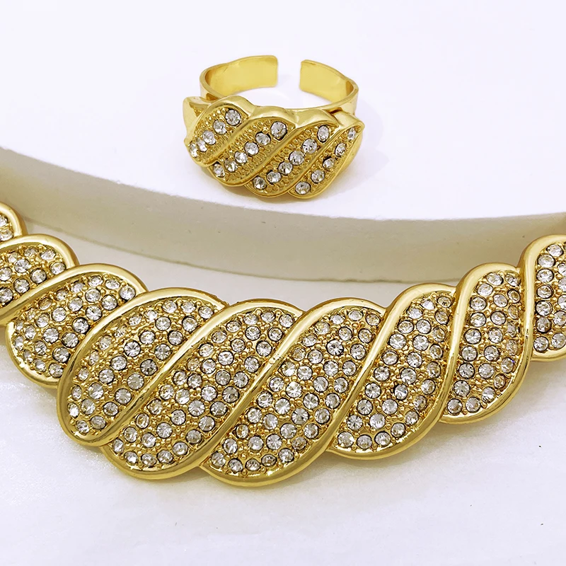 Luxury Dubai Jewelry Set For Women 18K Gold Plated Nigeria Party Set Jewelry Necklaces Earrings Bracelets And Ring