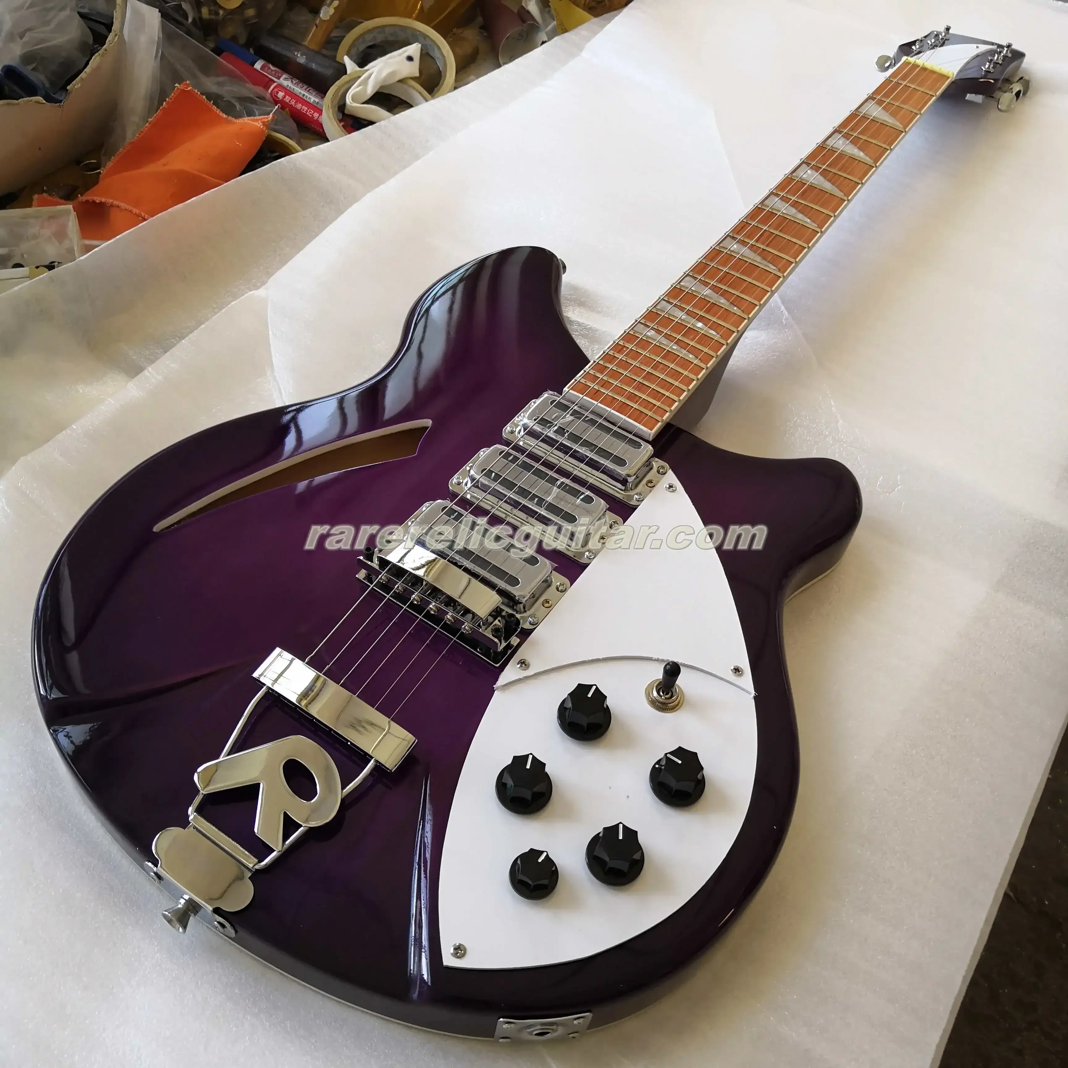 

In Stock 330 360 6 Strings Purple Semi Hollow Body Electric Guitar Gloss Varnish Fingerboard 3 Toaster Pickups Single F Hole