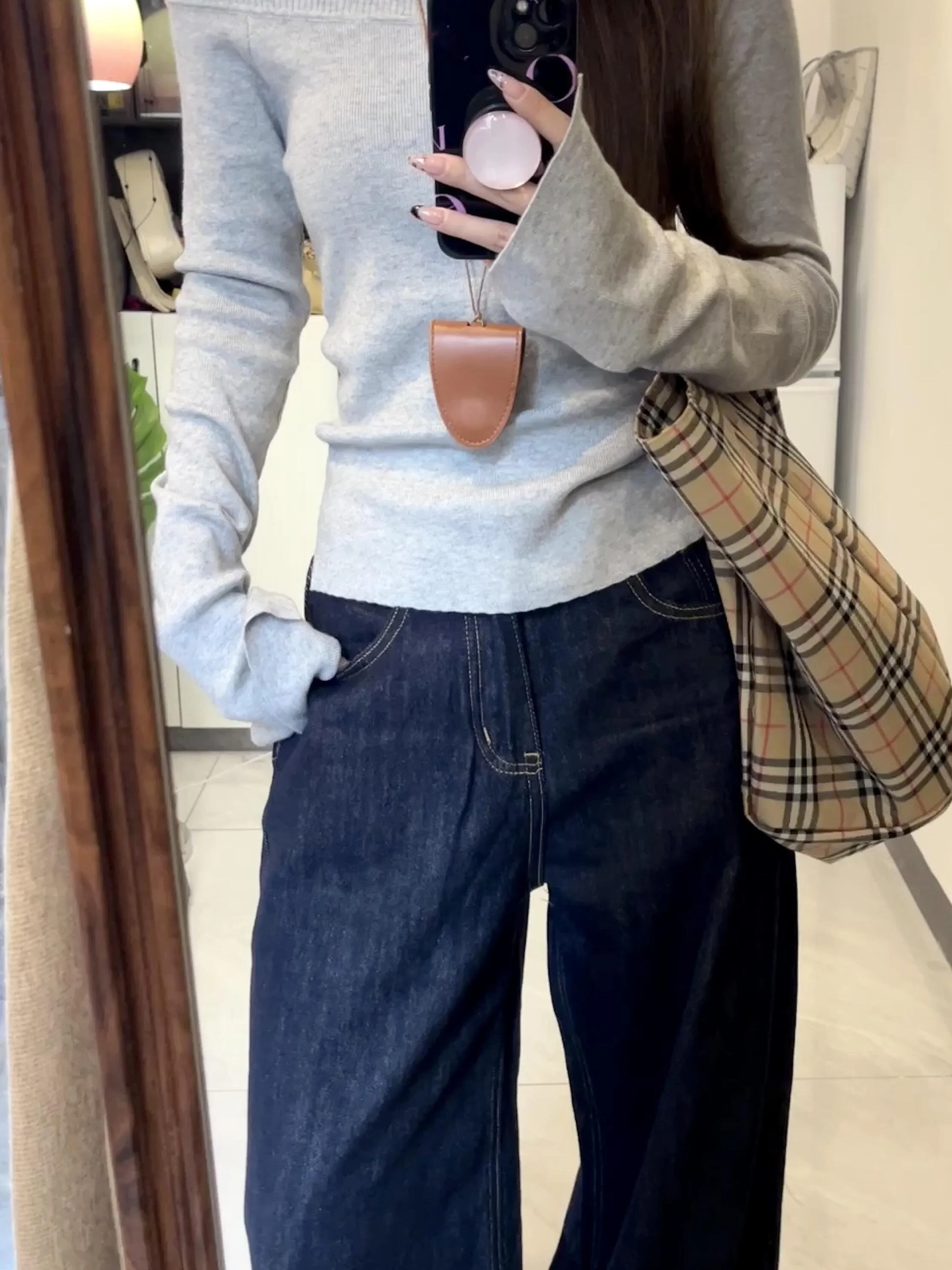 Gray Oversize Shoulder Bared Knitwear Women's Fashion Slim Fit Long Sleeve Spicy Girl Top Trendy Commute Style Korean Version