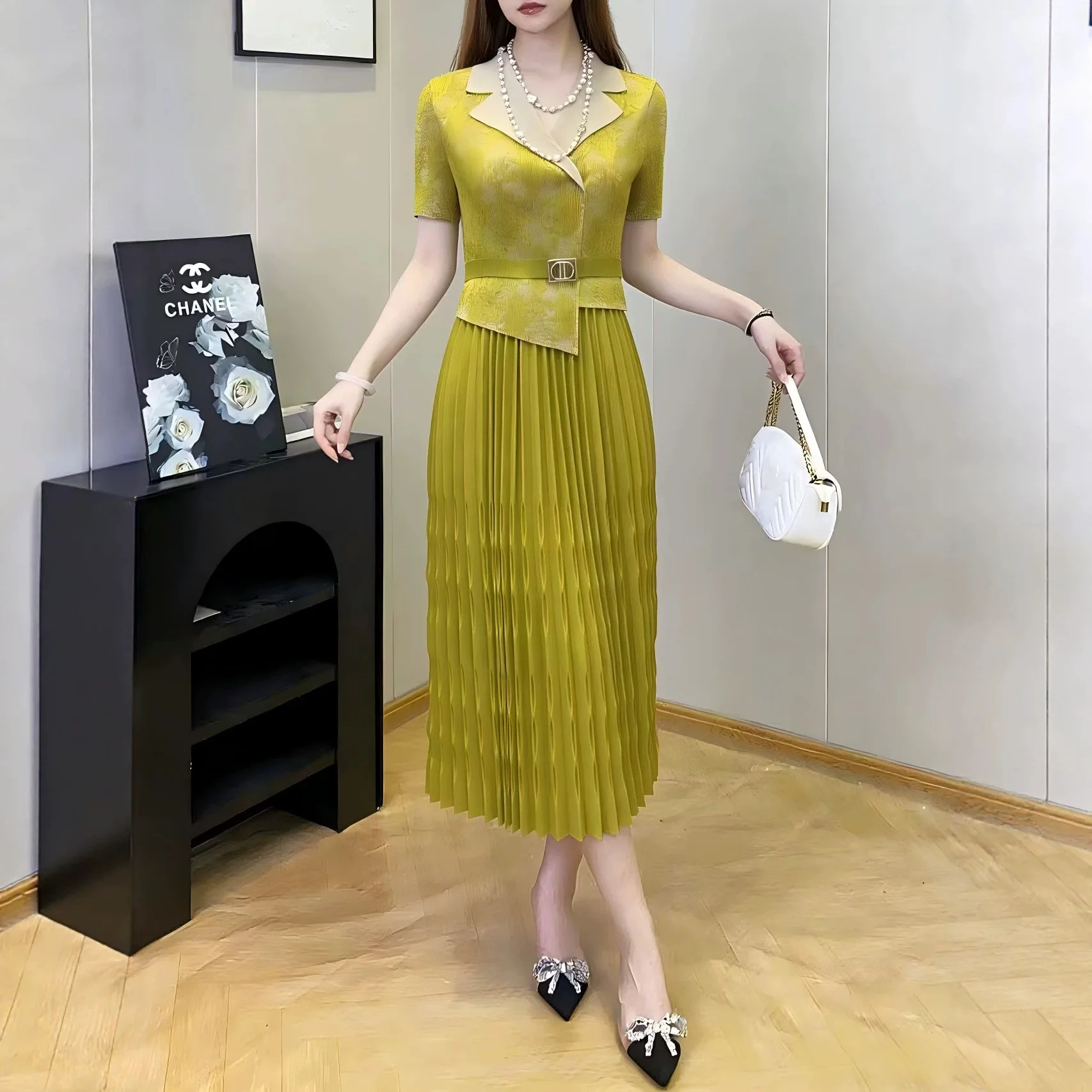 Miyake Pleated Women's Casual Dress 2026 New Solid Color Suit Collar Short-sleeved Loose Fake Two-piece Elegant Dresses