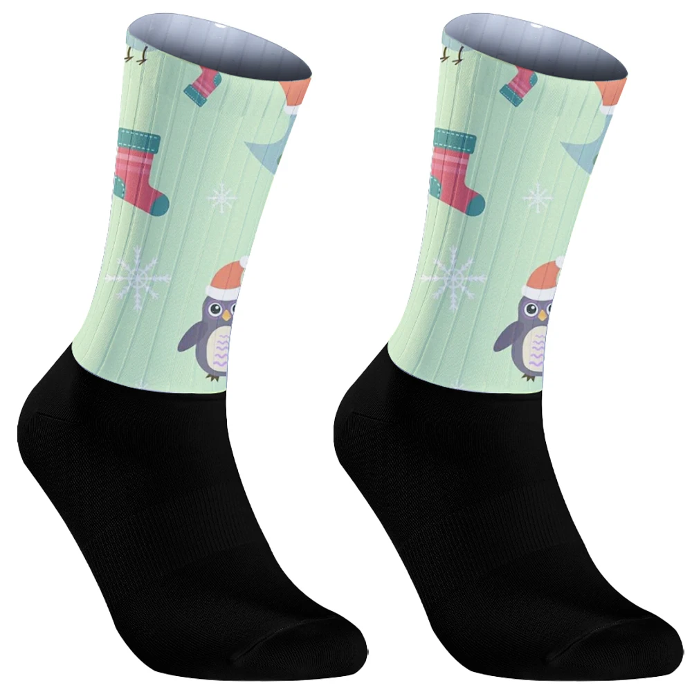 2024 New Christmas cycling socks Running Quick Dry Medium Cylinder Men and Women Sports Fitness in the Tube