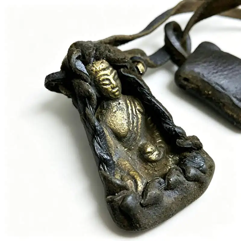 Tibetan Pocket Buddha Amulet Medicine God with Cow Leather Rope TNL391