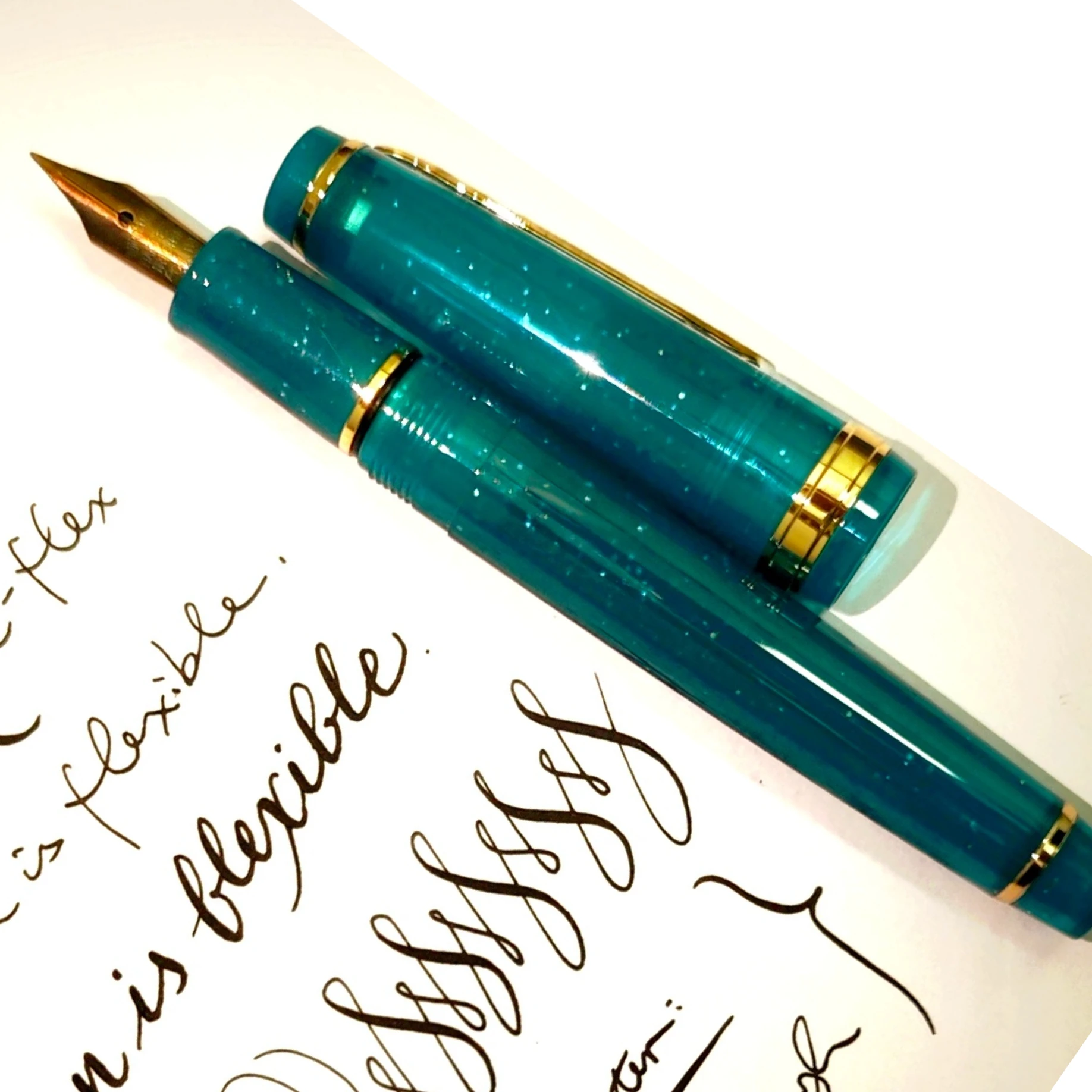 

Перьевая ручка Jinhao 9016 82 X35 с суперэластичным гибким наконечником для каллиграфии, эскиза, цветочной гибкой ручкой для письма, деловой модификации