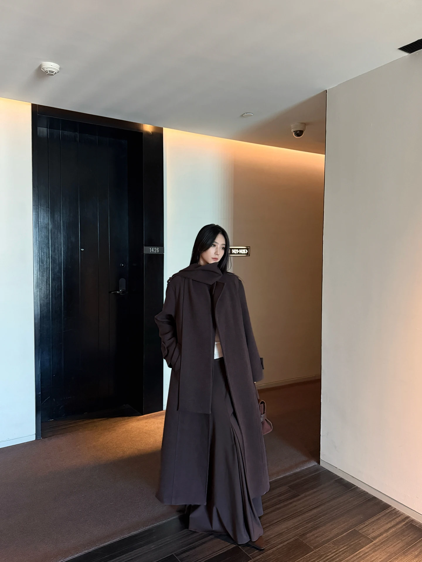 

Red Brown Vintage Long Sve Woolen Coat Scarf Windbreaker Outerwear Women Spring Faion Warm High Waist round Hem Coat