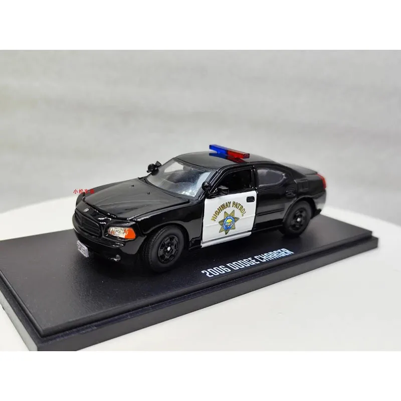 

GreenLight 1:43 2006, зарядное устройство, модель автомобиля из сплава, классический сувенирный подарок для взрослых, статический дисплей