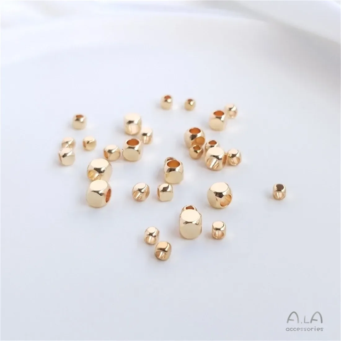 14K Bag of Gold Small Square Beads Separated Dice Beads Handmade Diy String Jewelry Bracelet Earrings Accessories C226