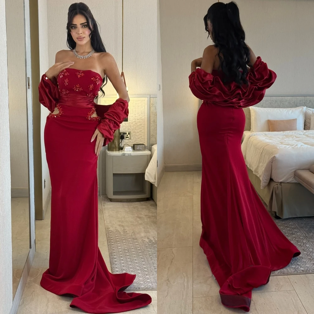 

Customized Classic Red Velvet Evening Dress Modern Strapless Sleeveless Party Dresses Delicate Crystal Court Train Party Dress