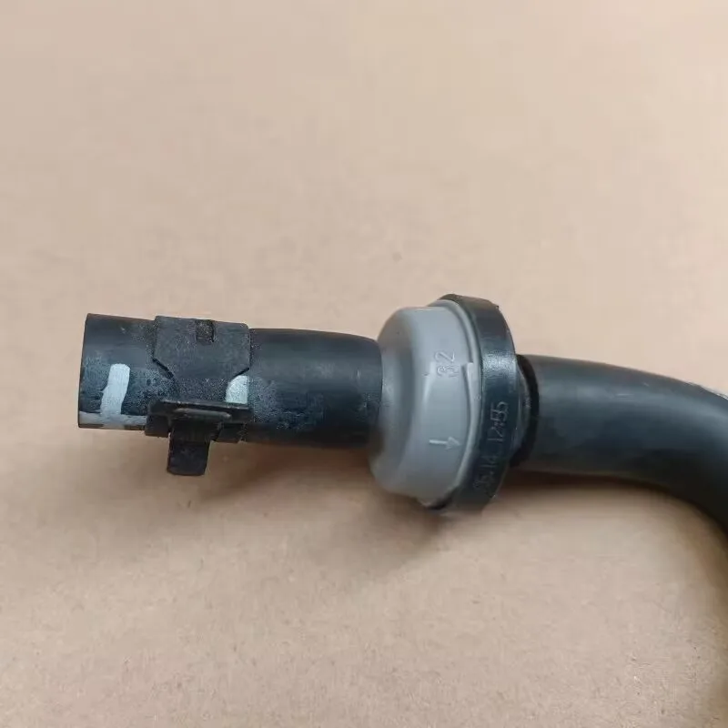 

30033306 Original Line assembly - carbon tank control valve to manifold check valve For SAIC MG RX5 RX8 950 MGHS MGGS