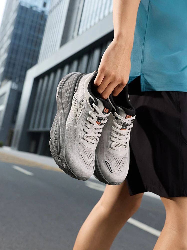 361 Degrees PopBlaze 6 Unisex-Laufschuhe, neue, leichte, verschleißfeste, bequeme, stoßdämpfende Sneakers, Pantshoes 672622201 – Detail 22