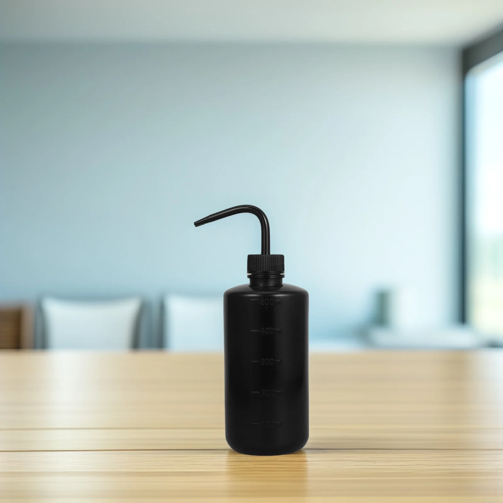 

2Pcs Squeeze Washing Bottle 500Ml Curved Spout Plastic Bottle for Plant Irrigation Cleaning and Eyelash Tools Maintenance