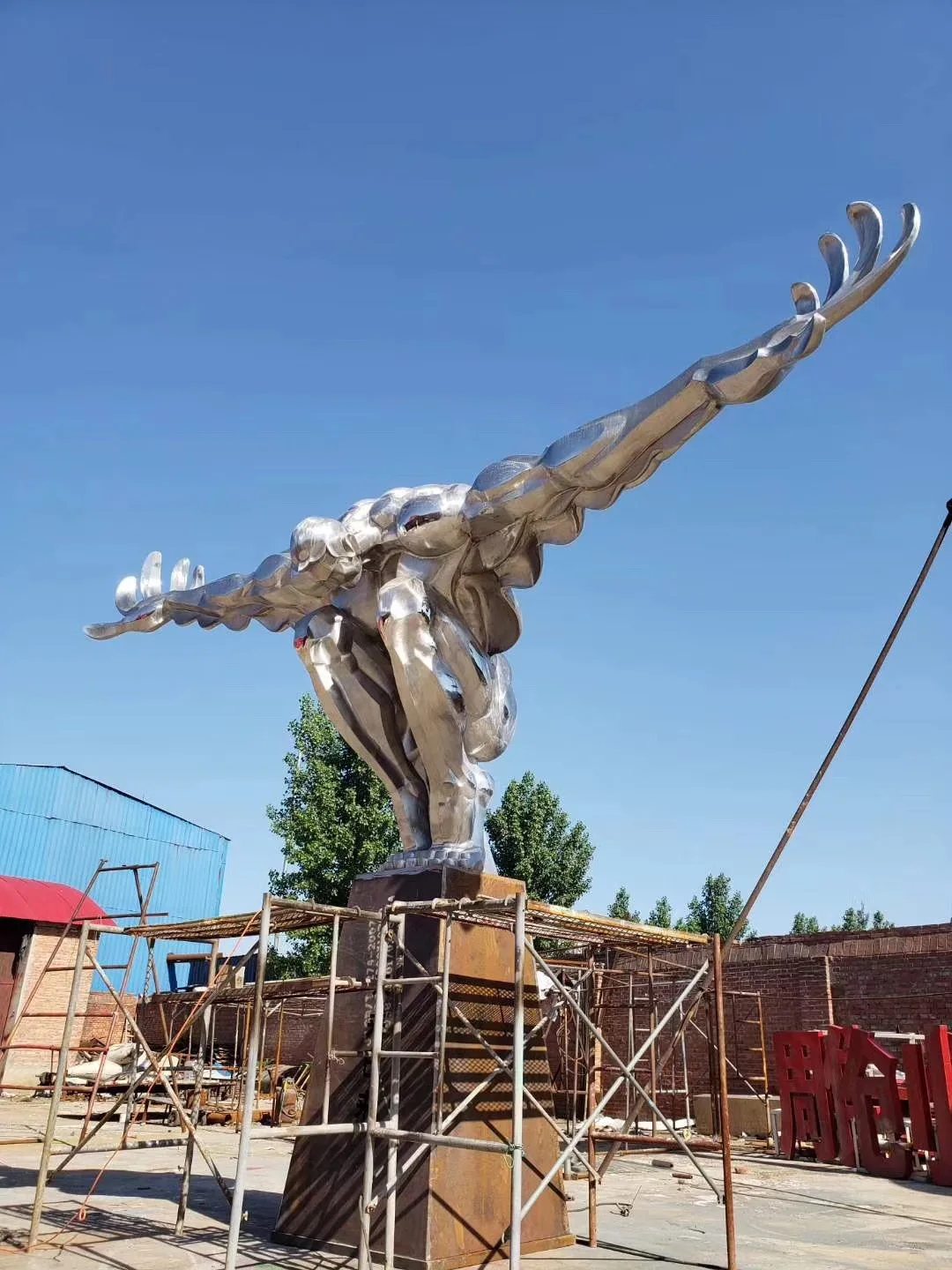 Escultura de estatua de buzo de acero inoxidable, decoración de natación pulida con espejo de nuevo diseño