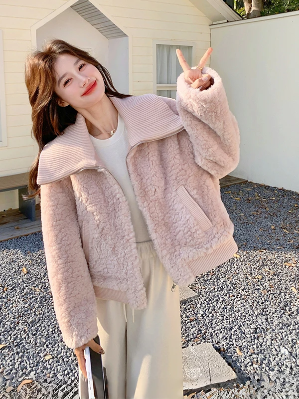 Różowy płaszcz z futra jagnięcego z dzierganym kołnierzem, ciepły, ocieplany, anty-agingowy, z jagnięcej aksamitu, damska odzież wierzchnia, luźny krój, nowy model na zimę.