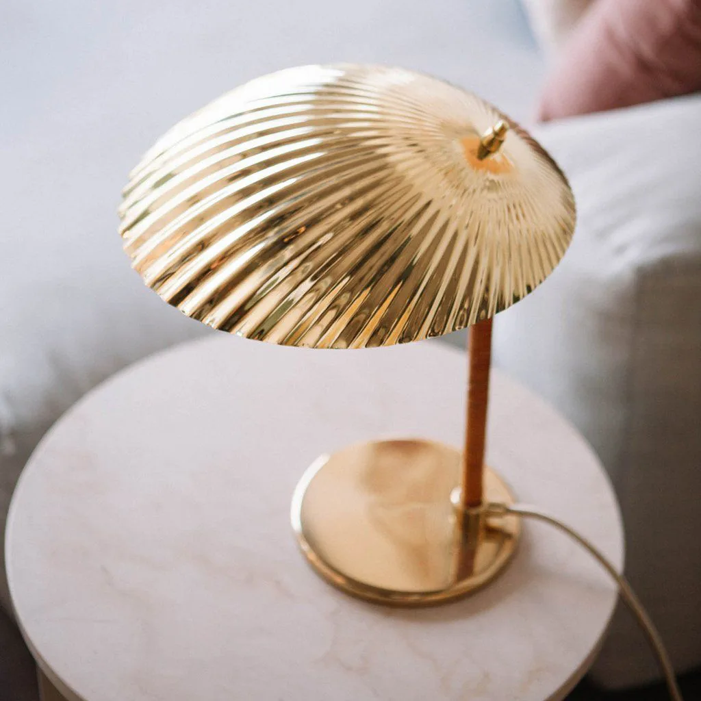 Shell brass table lamp, desk, bedside, bedside high-end ambient light