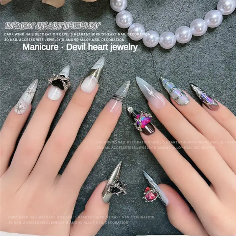 Cross Ornaments Heart-shaped Dazzling Non-traditional Nail Art Accessories Nail Art Hot New Product Release Accessories Retro