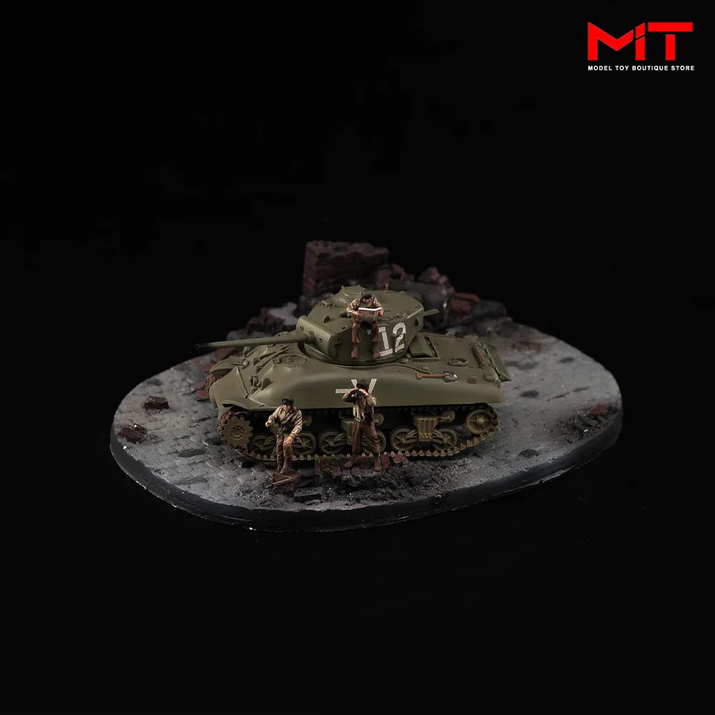 Miniature Painted 1/35 1/72 American Soldiers Figure WWII Legion Team Diorama Props Military Tank Model  Display Platform Decor