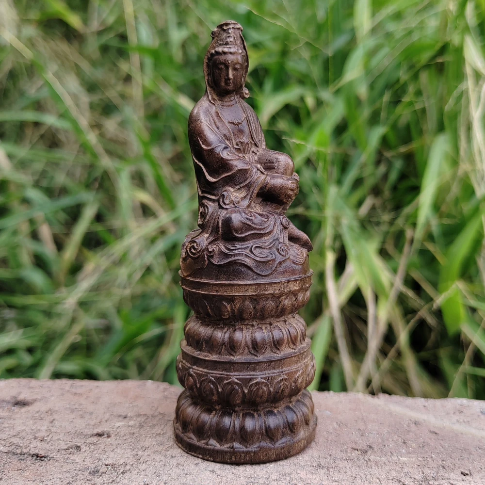 Handgeschnitzte Holz-Guanyin-Statue, chinesischer Stil, traditioneller Stil, geeignet für Weihnachtsdekorationen, Partydekorationen, Tischdekorationen, Schlafzimmer, Kamin, Neujahrsgeschenke,