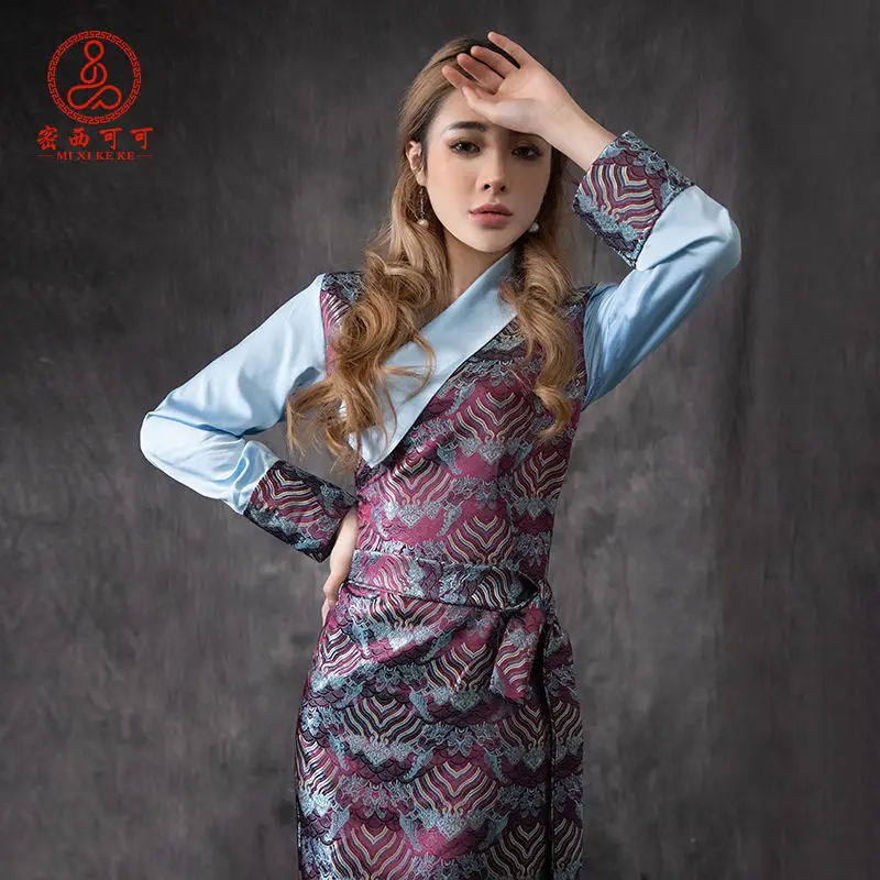 Xizang kostuum dansvoorstelling kostuum Tibetaanse Bola rok reisfotograaf Lhasa