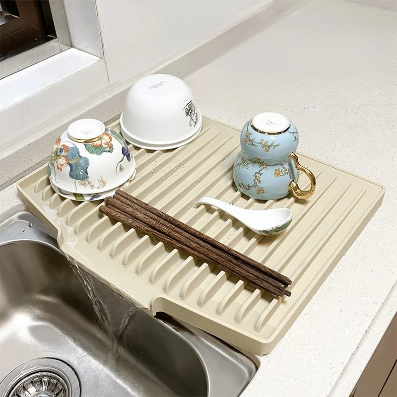 

Silicone Kitchen Counter Mat with Elevated Slope for Quick Drying Non Slip Waterproof Heat Resistant Sink Pad