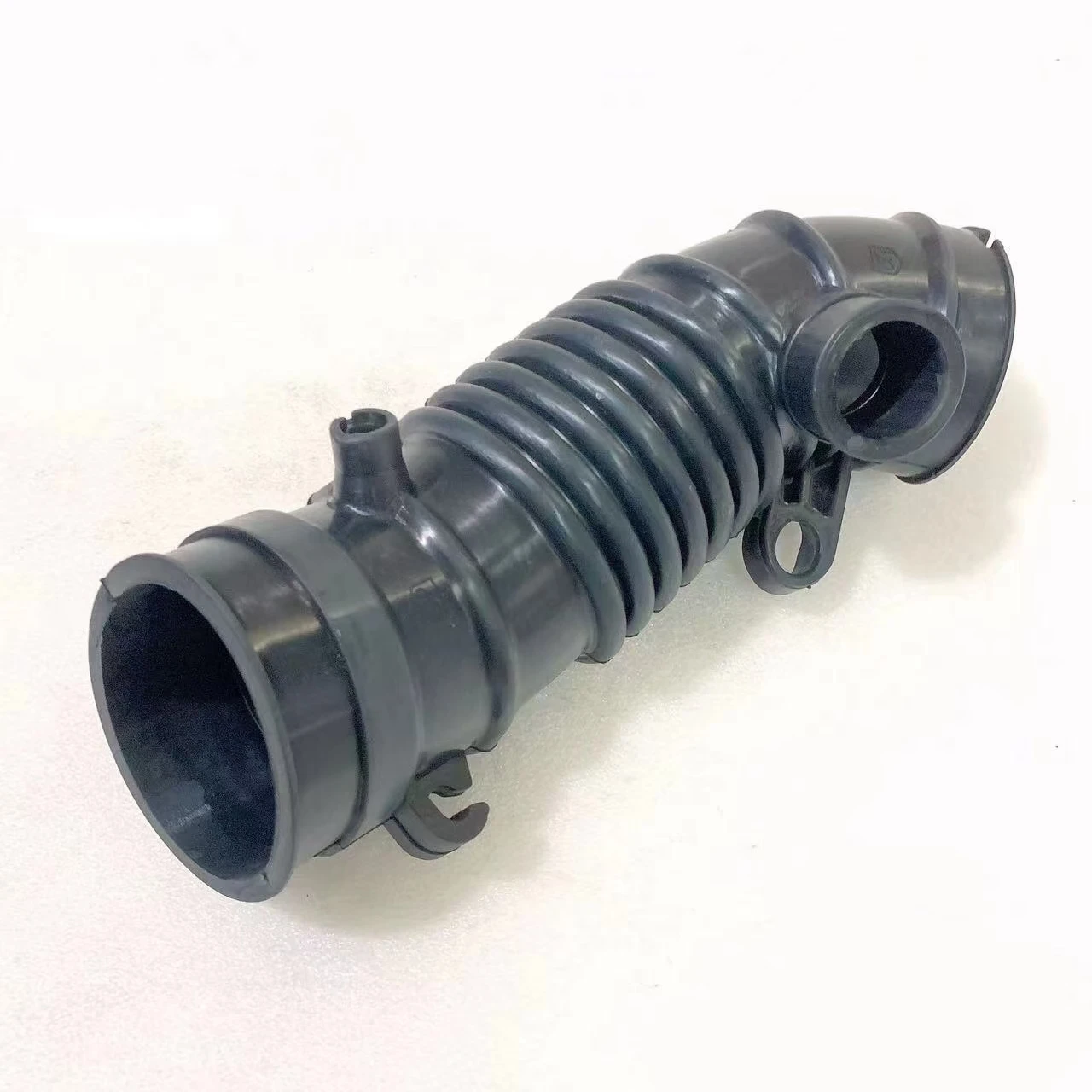 Air Inkake Hose For Mitsubishi Grandis 2003-2010 MR993560