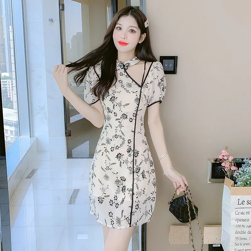 

FZSLCYIYI Young Girls Hollow Out Mandarin Collar Chinese Daily Cheongsam Sexy Short Sleeve Embroidery Chiffon Qipao Dress