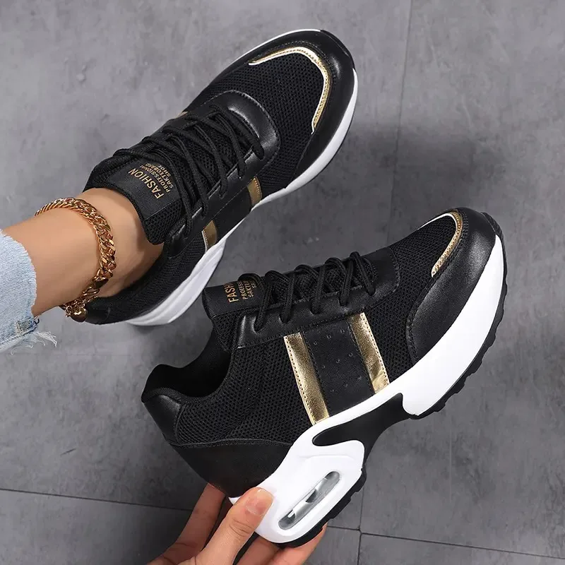 Women's Sport Shoes Heightening Inner Leather Surface Thick Bottom Black Shoes Bright Strip Large Size Color Block Single Shoes