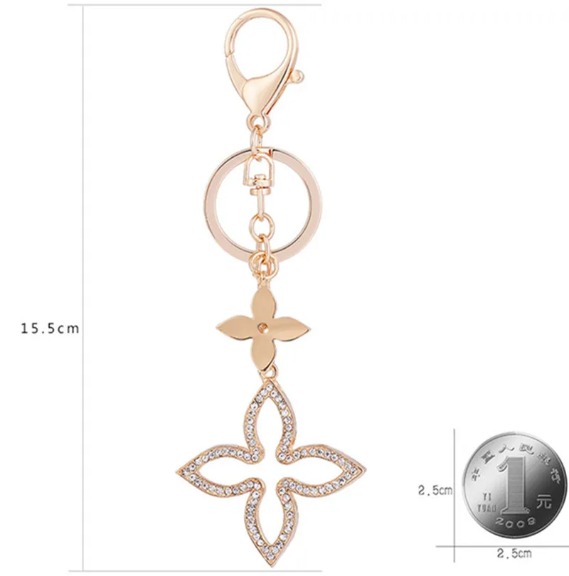 Creative Four Leaf Clover Keychains Car Key Holder Metal Key Chain Ring Fashion Keyrings for Women Bag Charm Pendant Wholesale