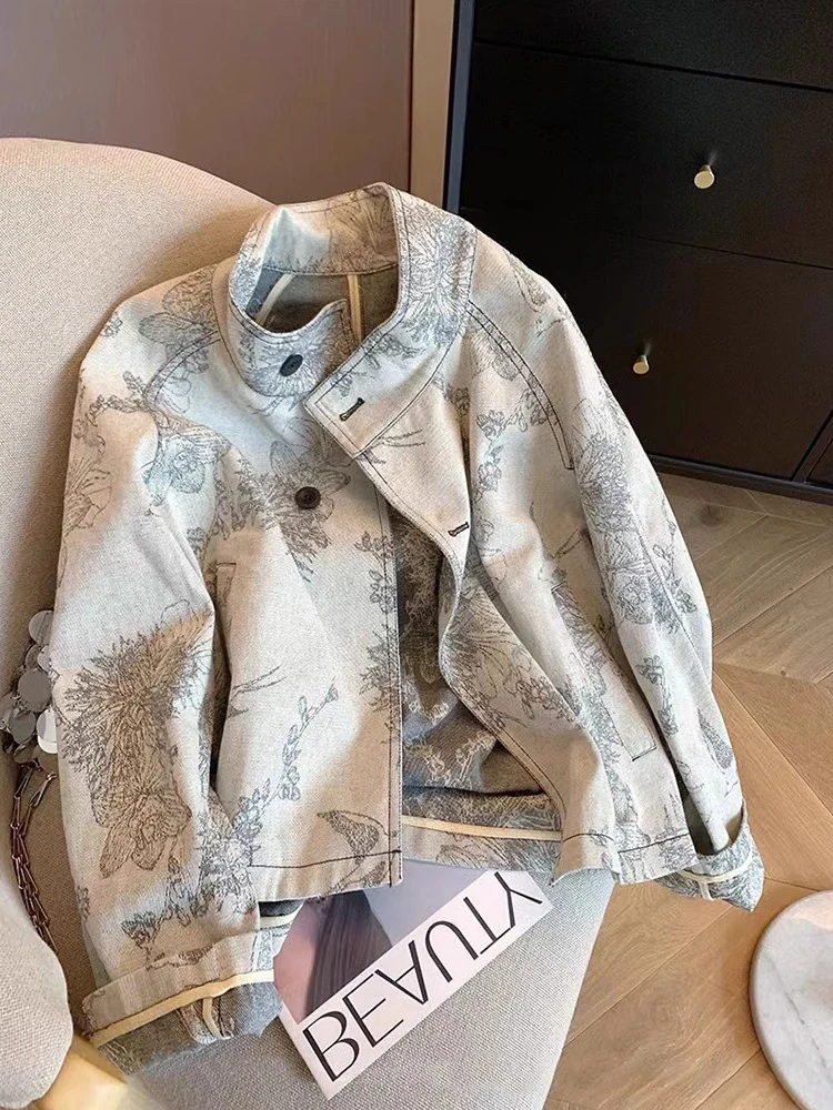 

Retro Embroidered Floral Denim Jaet ex Spring Autumn Design Unique Heavyweight Versatile Jaet Top for Men And Women