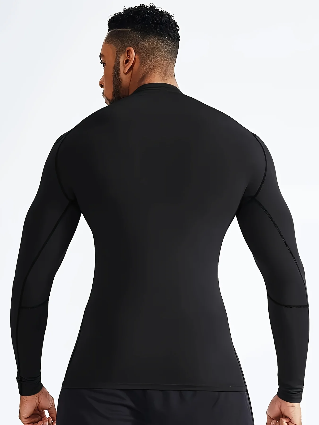 قميص قاعدة مرنة للياقة البدنية للرجال بأكمام طويلة للجري وكرة السلة مع امتصاص سريع وممتص للعرق