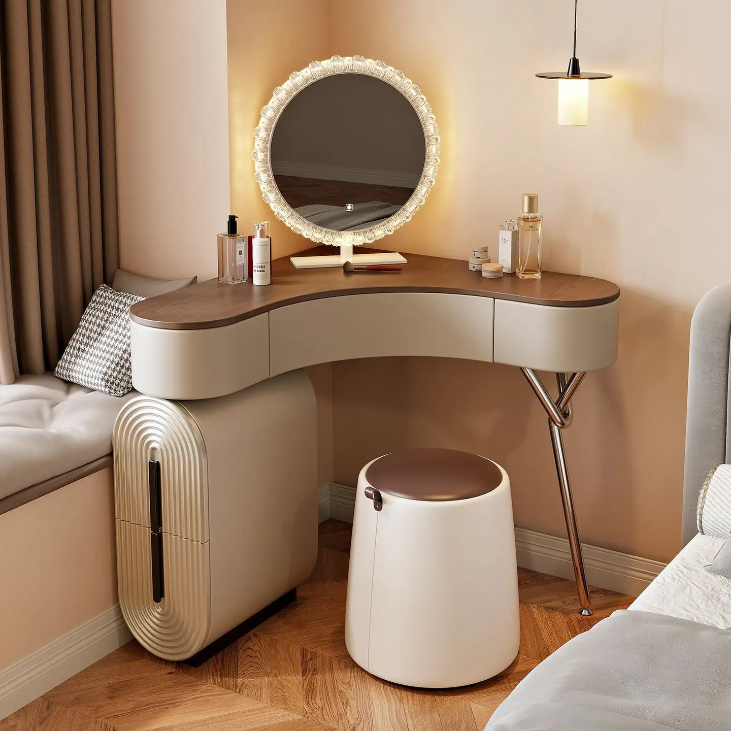 Factory Direct 2026 Top Rated Bedroom Small Apartment Comb Makeup Table Modern Simple Corner Dresser Bedside Storage Integrated