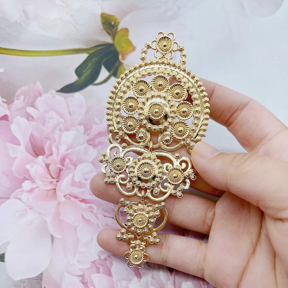 Shining Bohemia Brooch For Delicate Woman Retro Gold Silver Color Flower Metal Pin Bridal Jewelry Ethnic Wedding Gift