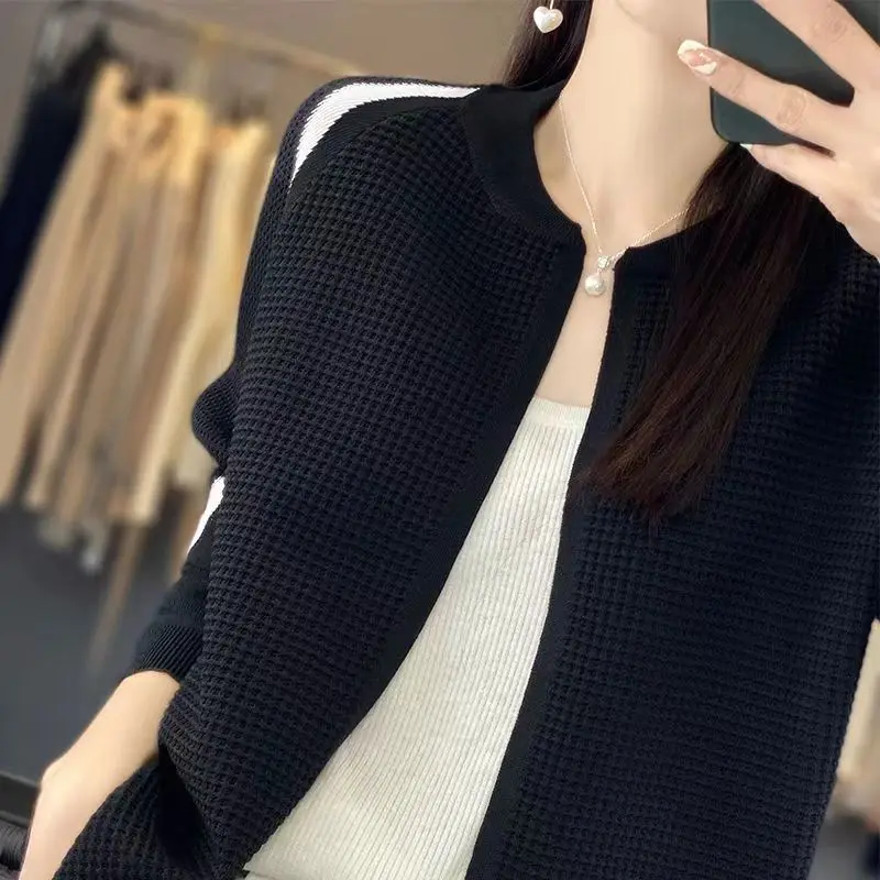 Spring Autumn Fashion Round Neck Long Sleeve Solid Cardigan Women's Clothing Korean Button Casual Knitting All-match Chic Tops